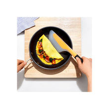 Load image into Gallery viewer, Omelet Turner