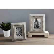 Load image into Gallery viewer, Small Gray Bead Wood Frame 4x6