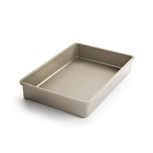 Load image into Gallery viewer, Non Stick Cake Pan 9x13