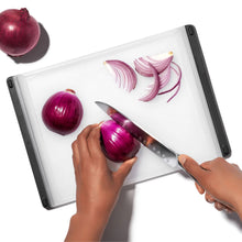 Load image into Gallery viewer, Oxo Everyday Cutting Board